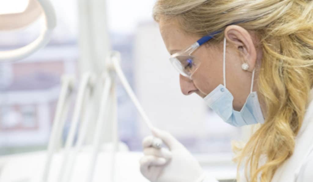 Grille des salaires 2023 des cabinets dentaires