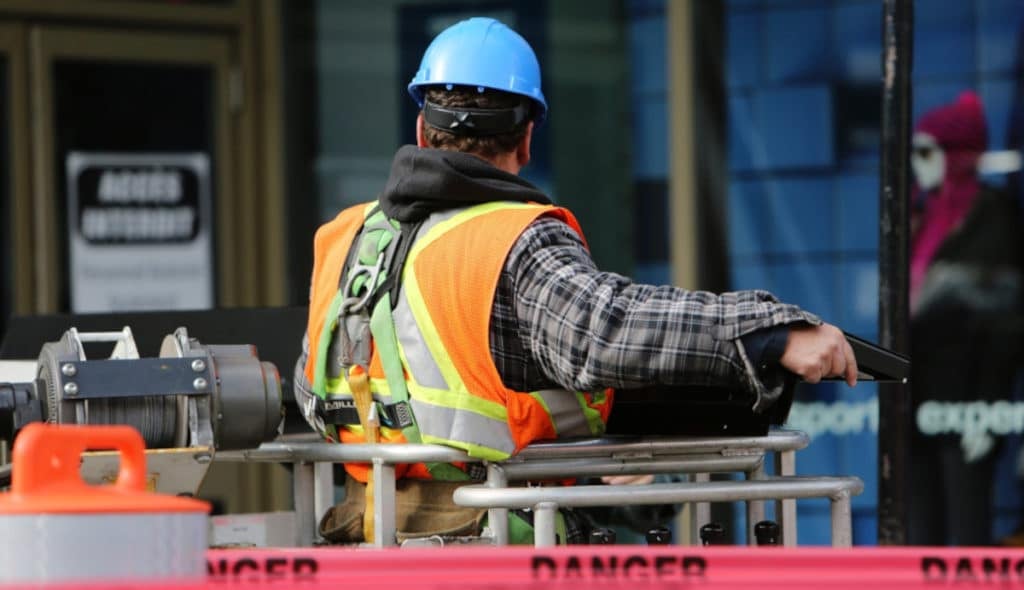 Grille des salaires 2024 des ouvriers du bâtiment de plus de 10 salariés en Bretagne