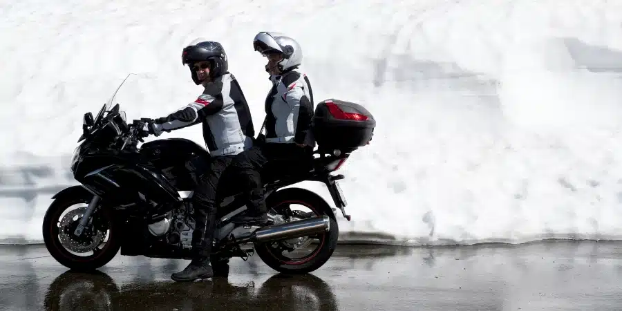 L’hiver à moto : une autre façon d’aimer la route